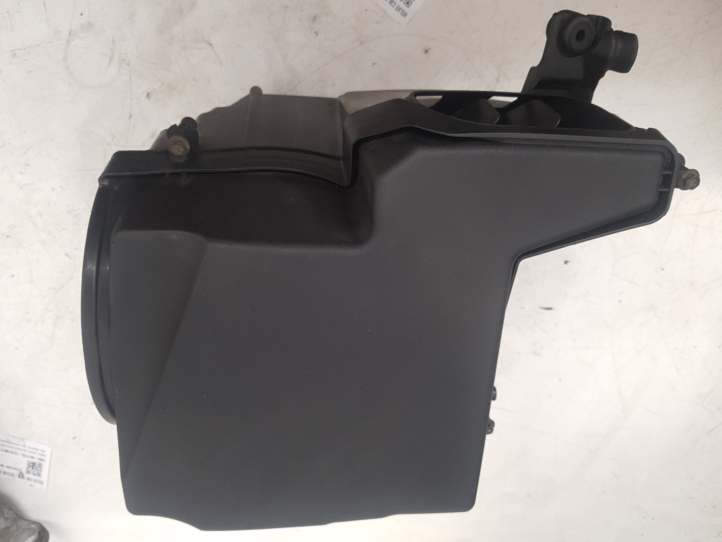 2006 - 2012 Volvo C30 Hatchback Air Filter Box 7689550204