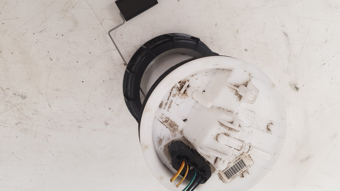 2015 - 2019 Volvo V40 Cross Country Hatchback Fuel Pump 31321091