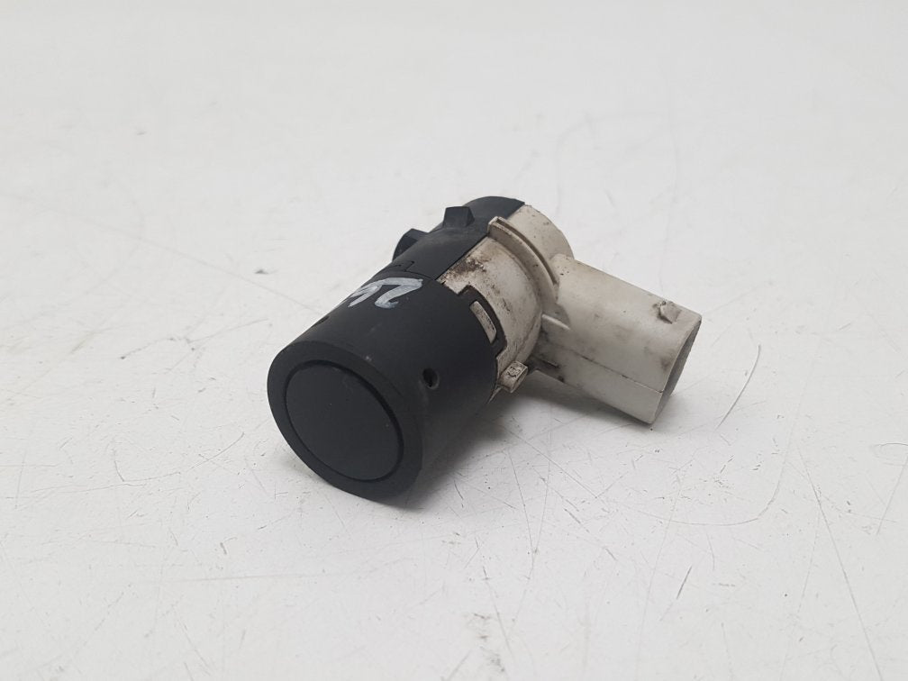 2002 - 2006 Volvo XC90 Estate Rear Parking Sensor 30668100