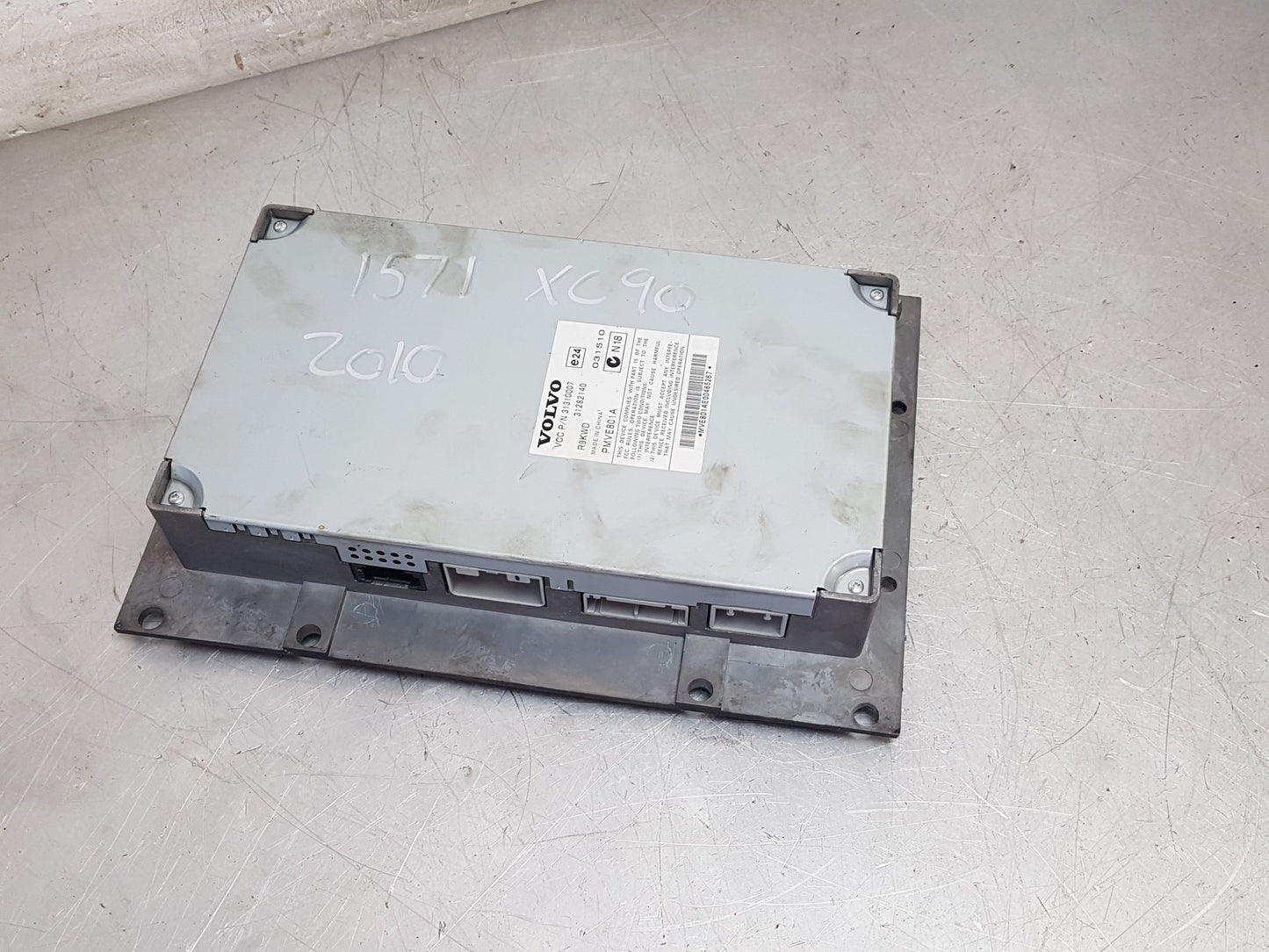 2006 - 2009 Volvo C70 Convertible Amplifier 31282140