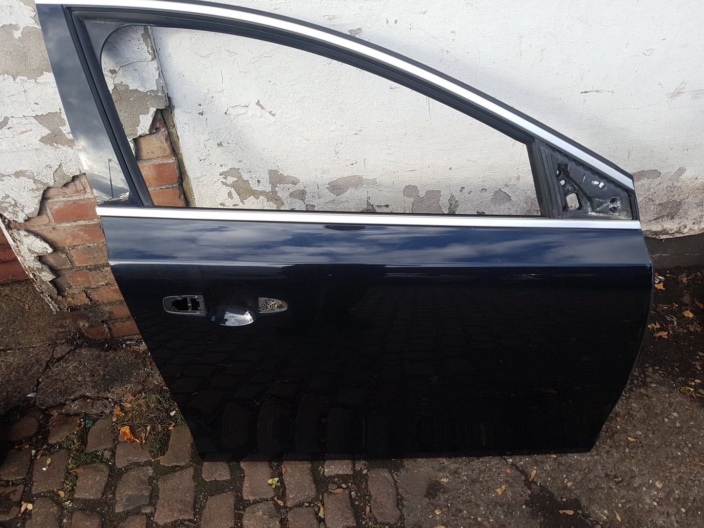 2012 - 2015 Volvo V40 Hatchback DOOR - BARE (FRONT DRIVER SIDE) 32321019