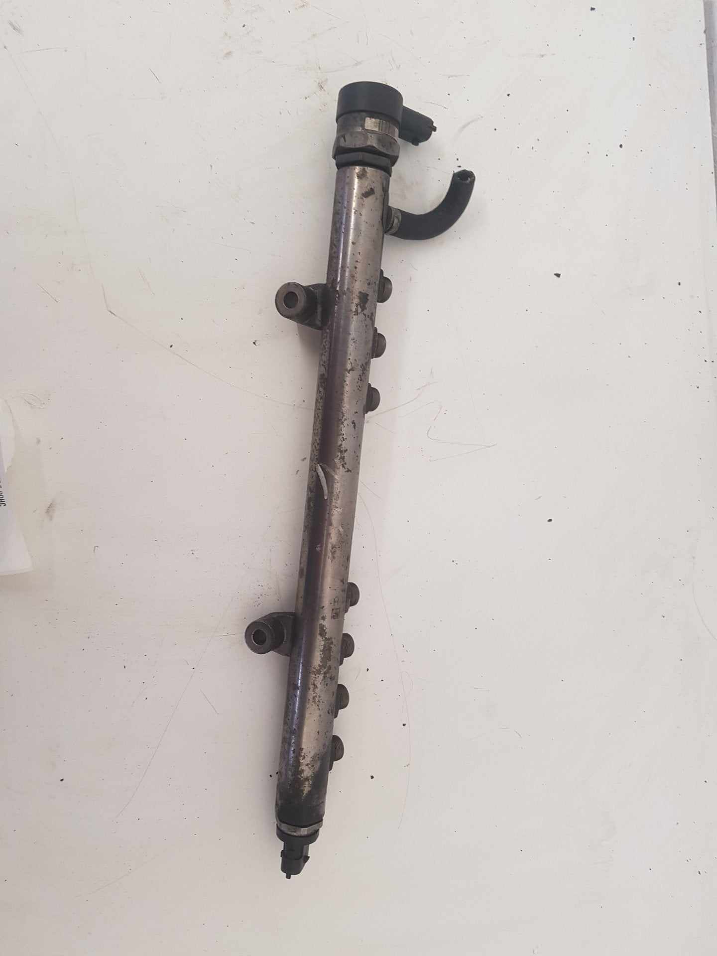 2009 - 2013 Volvo V60 Estate Injection Rail 0445215025