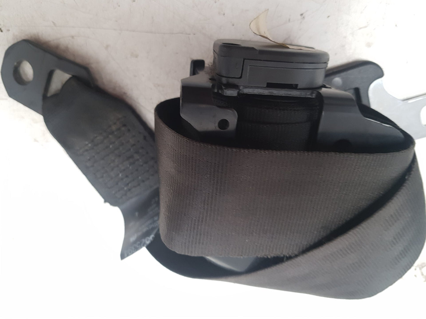 1992 - 1997 Volvo 850 Estate SEAT BELT - CENTRE REAR 3525394