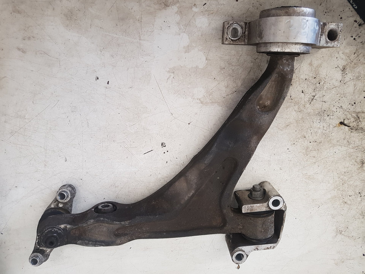 2017 - 2025 Volvo V90 235, 236 Estate Right Front Lower Control Arm