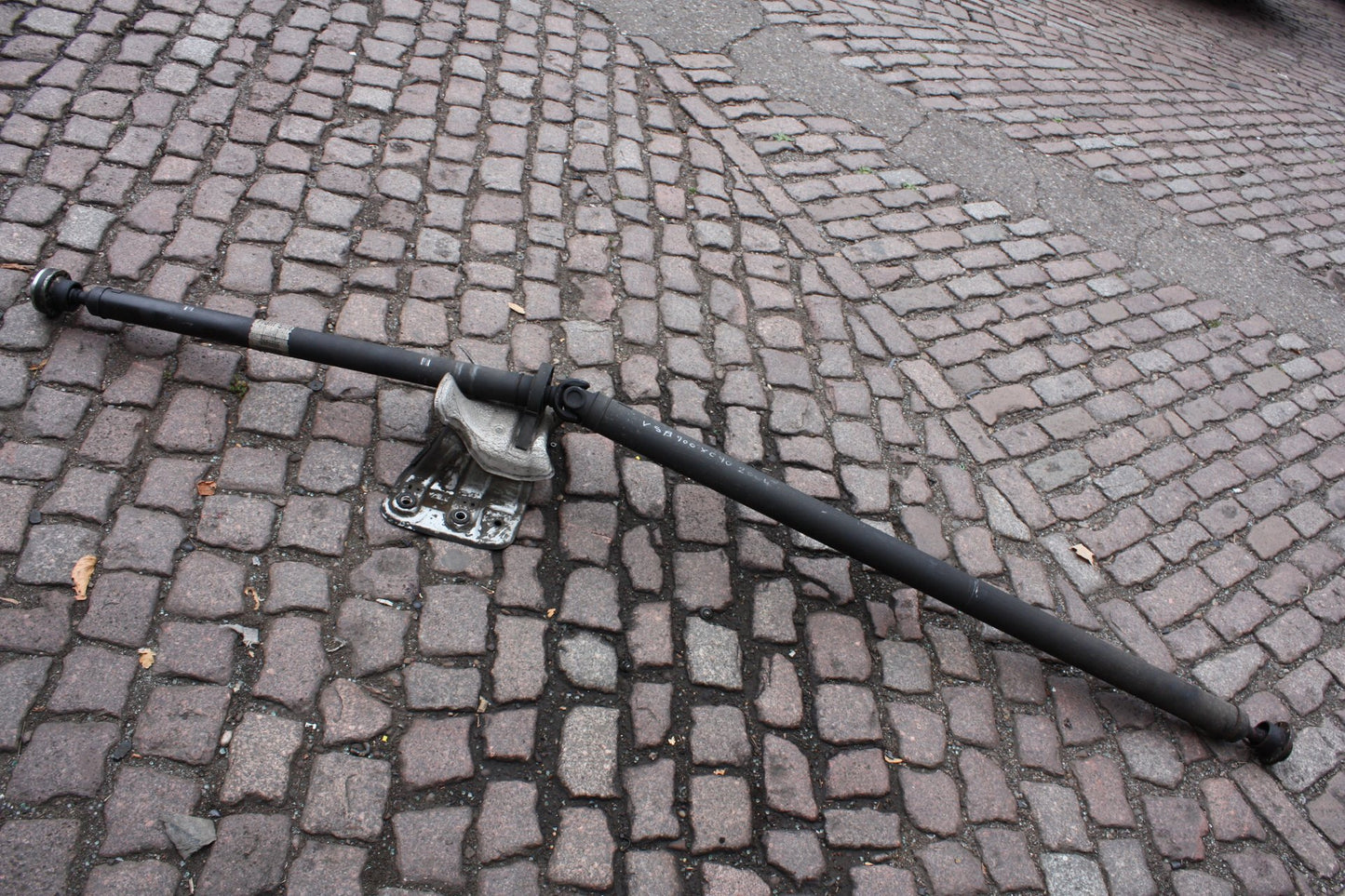 2003 - 2006 Volvo XC90 PROP SHAFT 8689886