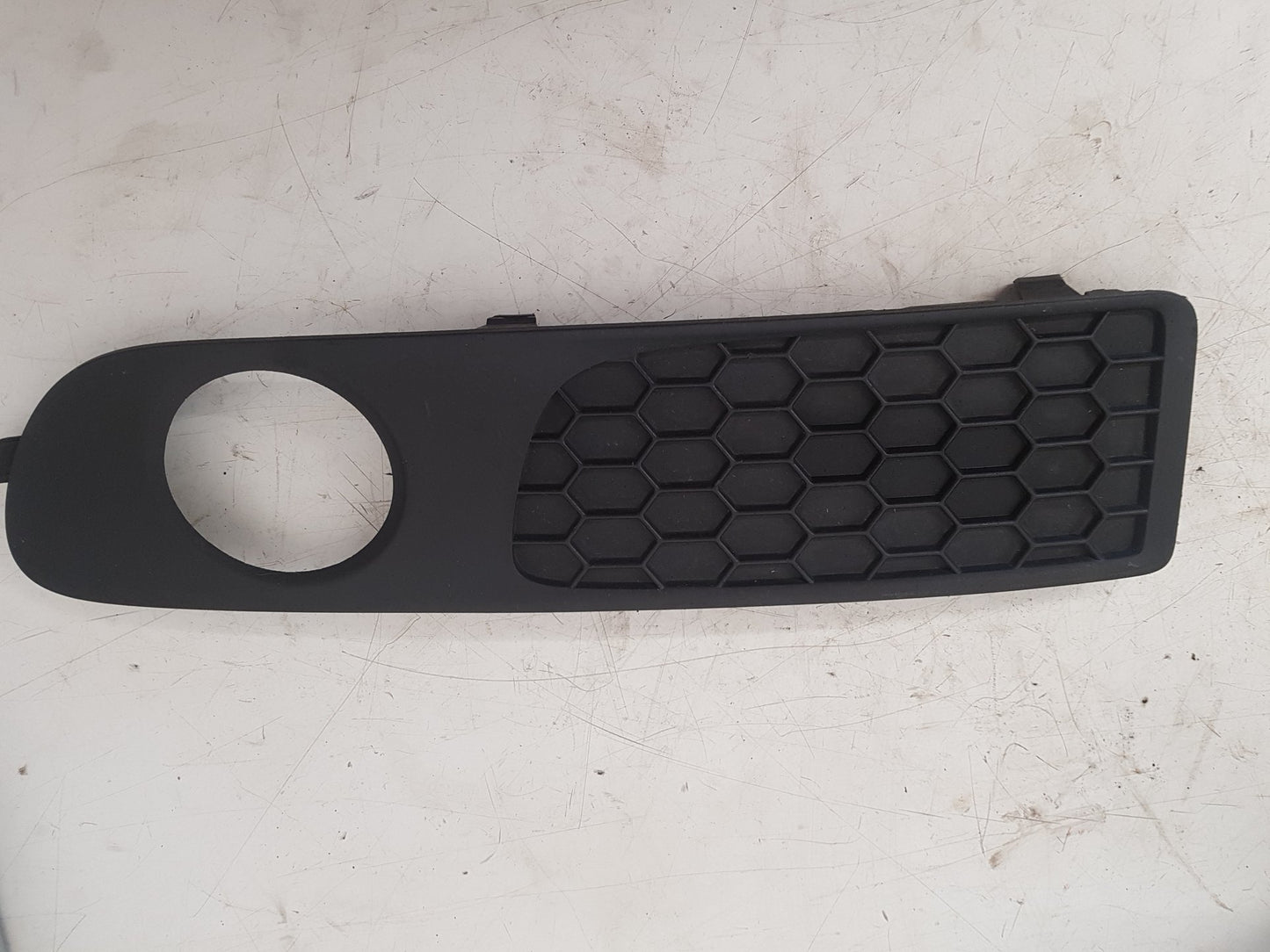2006 - 2011 Volvo S80 Saloon FOG LIGHT GRILL (LEFT) 30655929