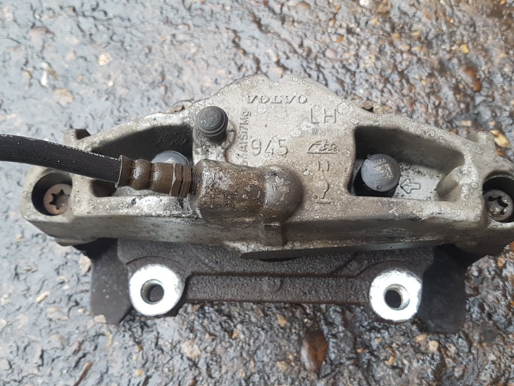 2008 - 2016 Volvo V70 III 135 Estate Left Front Caliper
