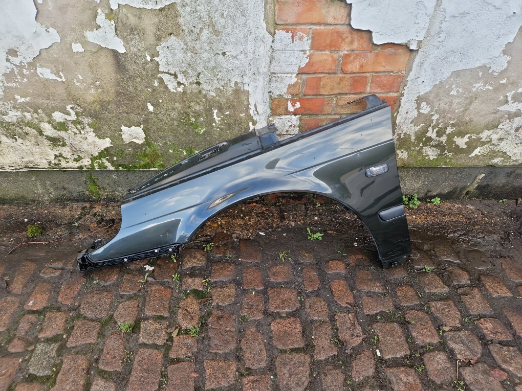 2001 - 2009 Saab 9-5 Estate Left Front Guard