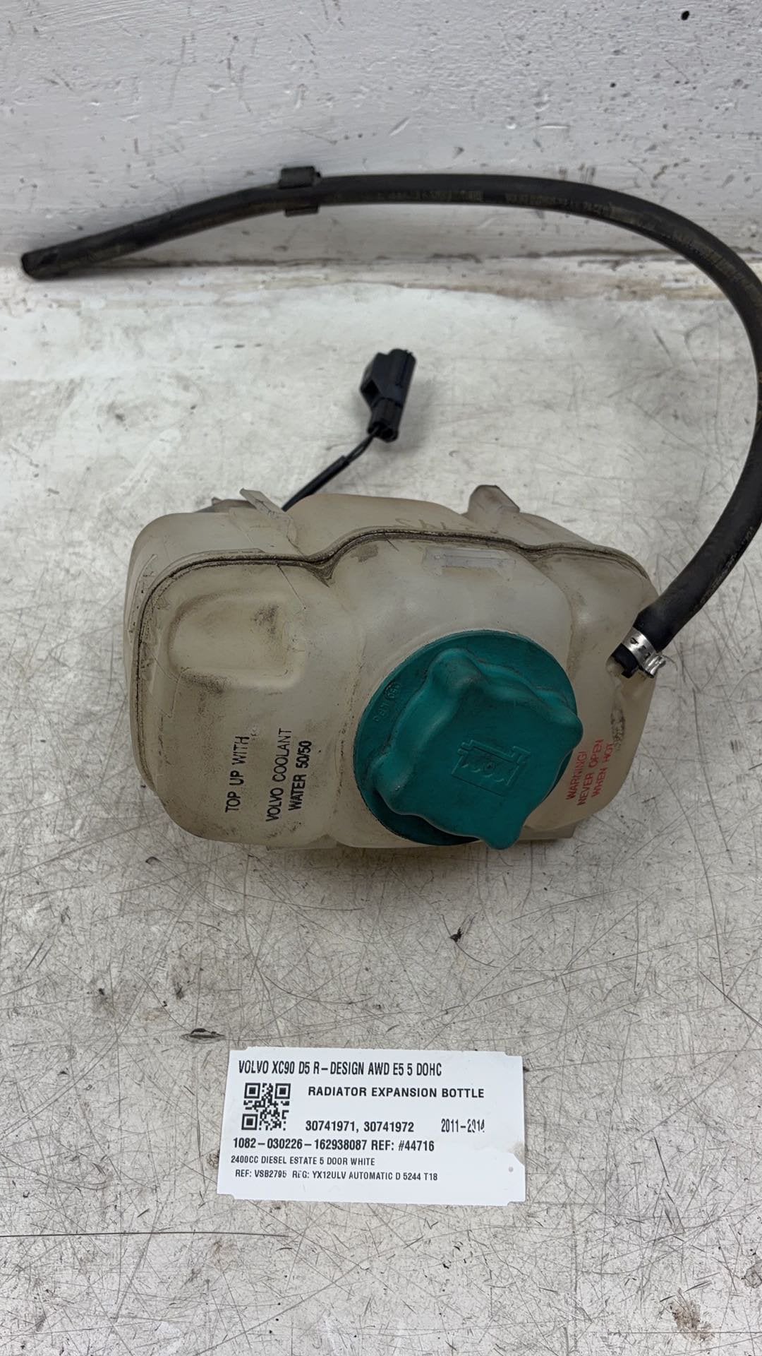 2003 - 2014 Volvo XC90 I 275 Estate Radiator Pressure Bottle 30741971