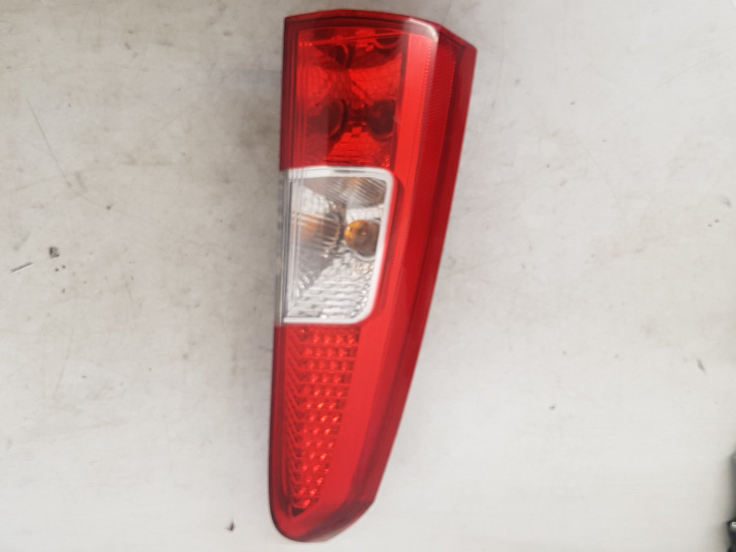 2004 - 2007 Volvo XC70 Estate Left Taillight