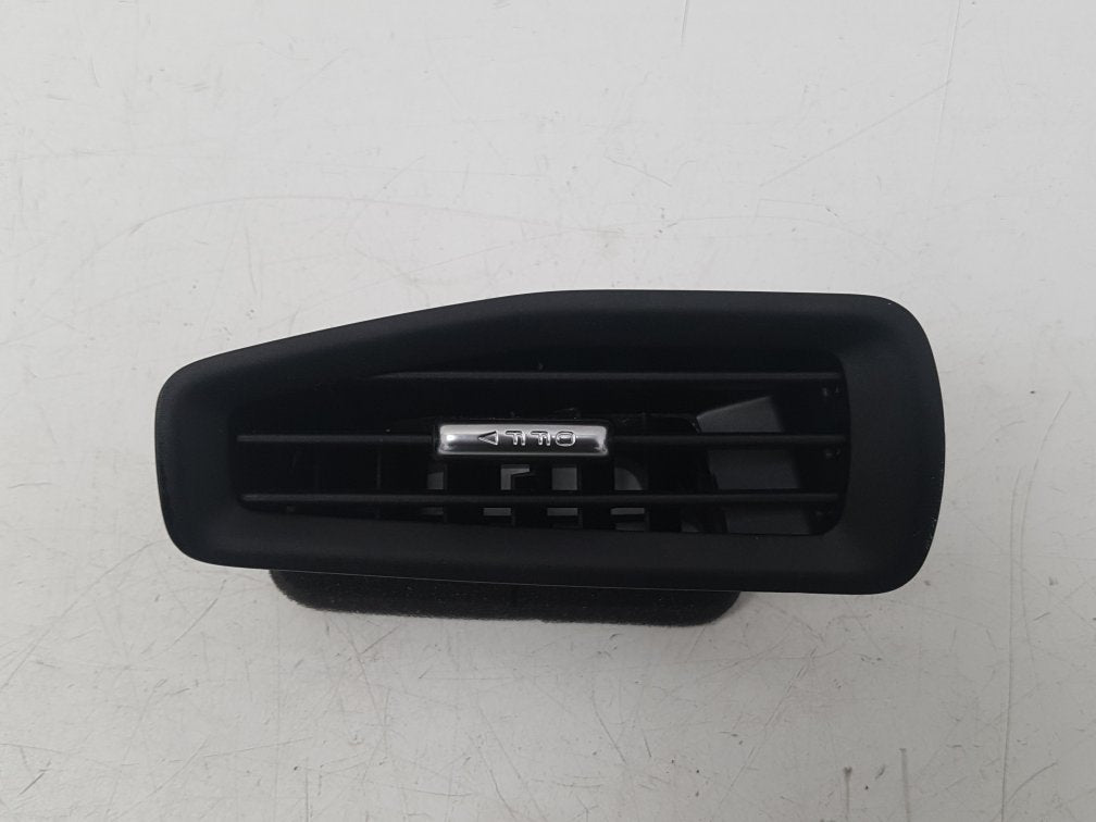 2019 - 2021 Volvo XC40 536 Estate AIR VENT (PASSENGER SIDE FRONT) 31469598
