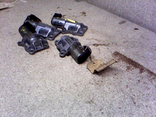 2000 - 2007 Volvo V70 VVT SOLENOID
