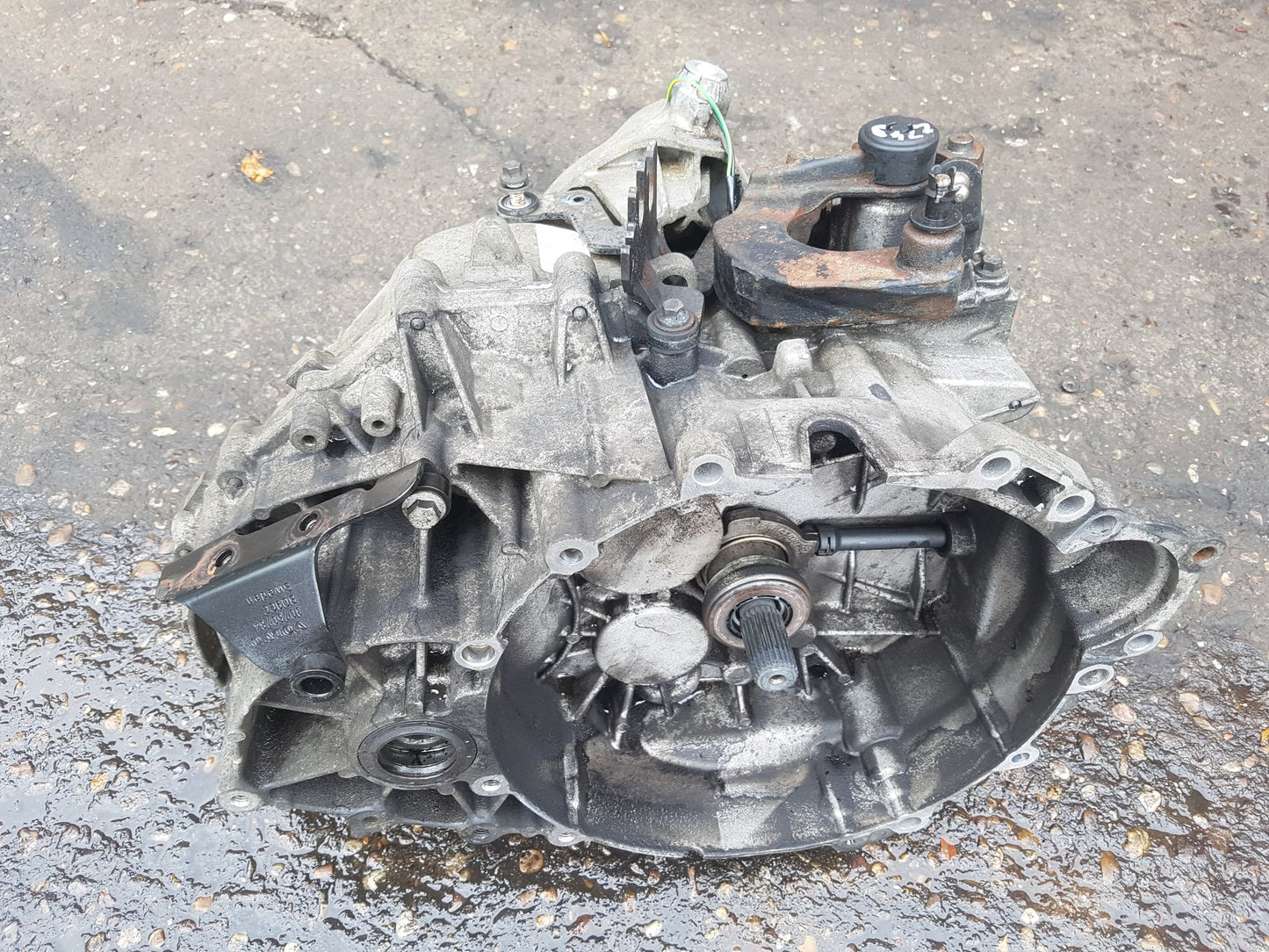 2006 - 2010 Volvo V50 Estate Manual Gearbox 9482377