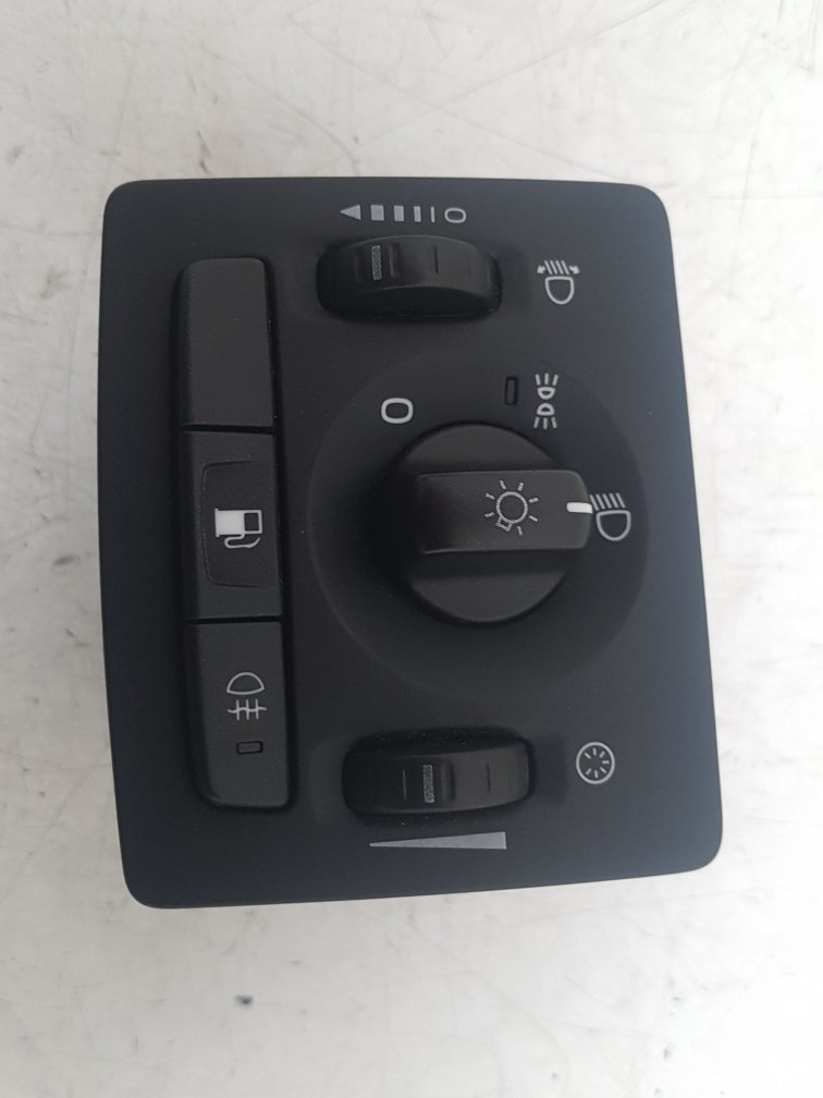 2005 - 2012 Volvo S40 Saloon Headlight Switch 30739298