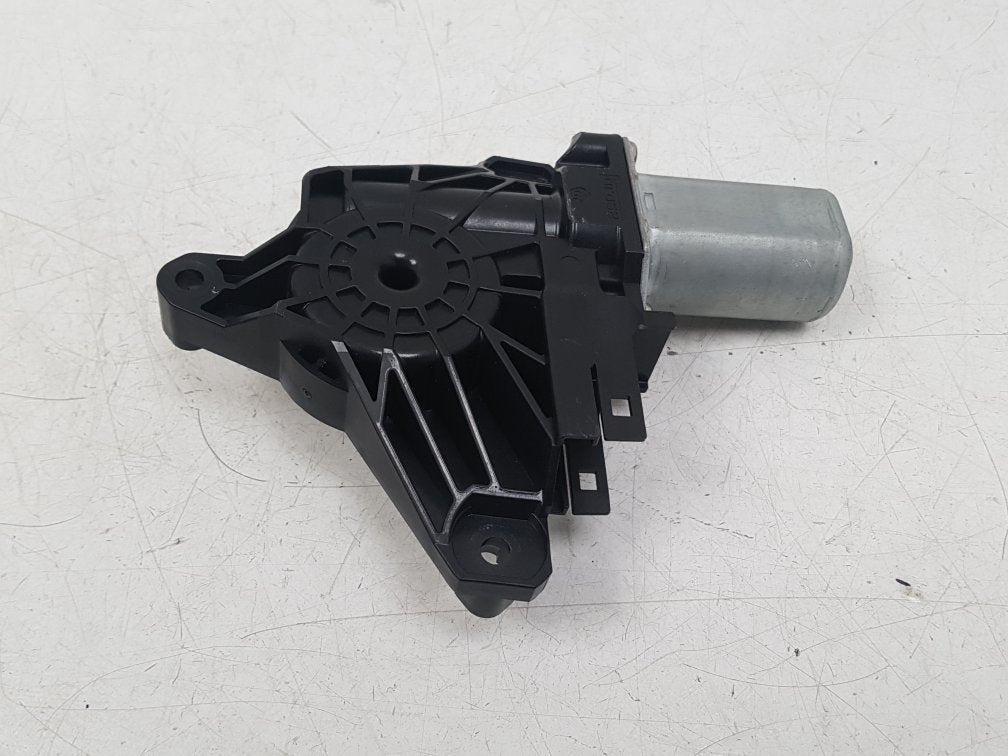 2012 - 2016 Volvo V40 Hatchback Rear Wiper Motor C17543-1