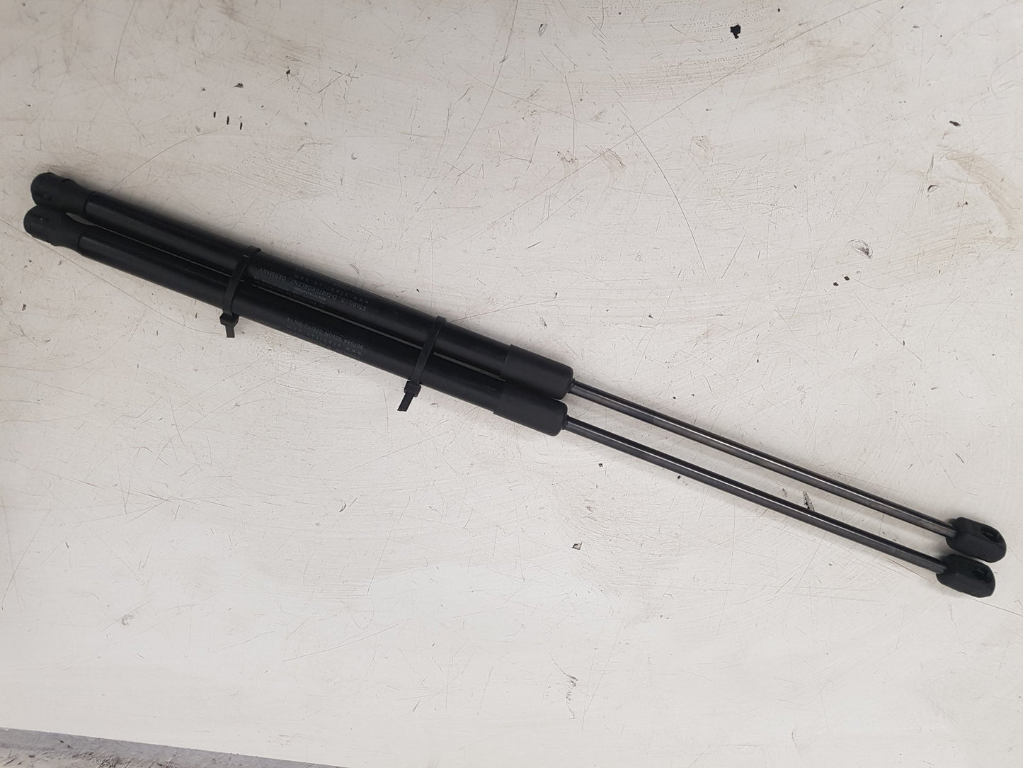 2012 Volvo S60 Saloon Bootlid Gas Struts 31333127