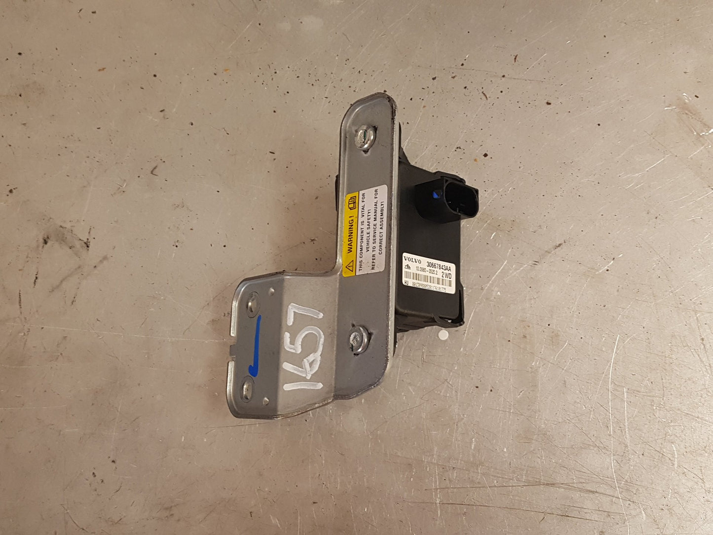 2004 - 2007 Volvo V70 Estate YAW SENSOR 30667843