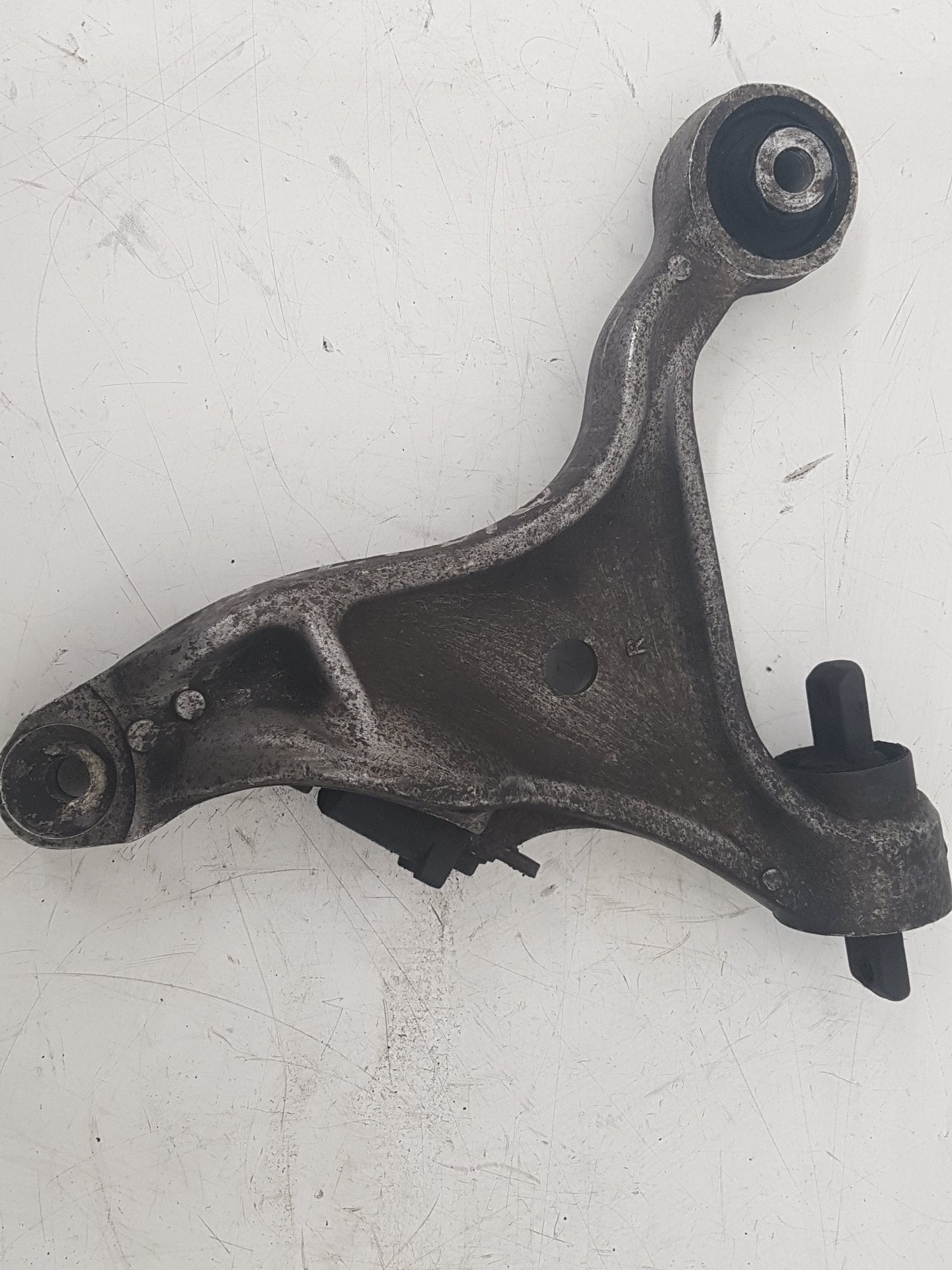 2006 Volvo V70 Estate Right Front Lower Control Arm