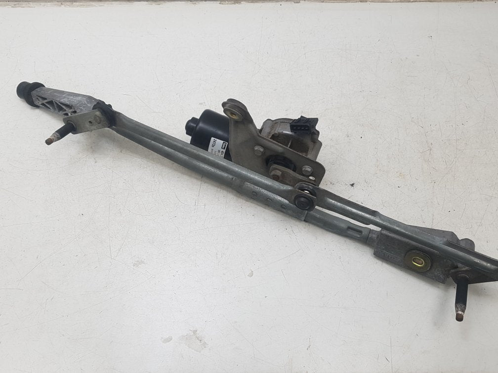 2003 - 2007 Volvo V70 Estate WIPER MOTOR (FRONT) & LINKAGE 09151850