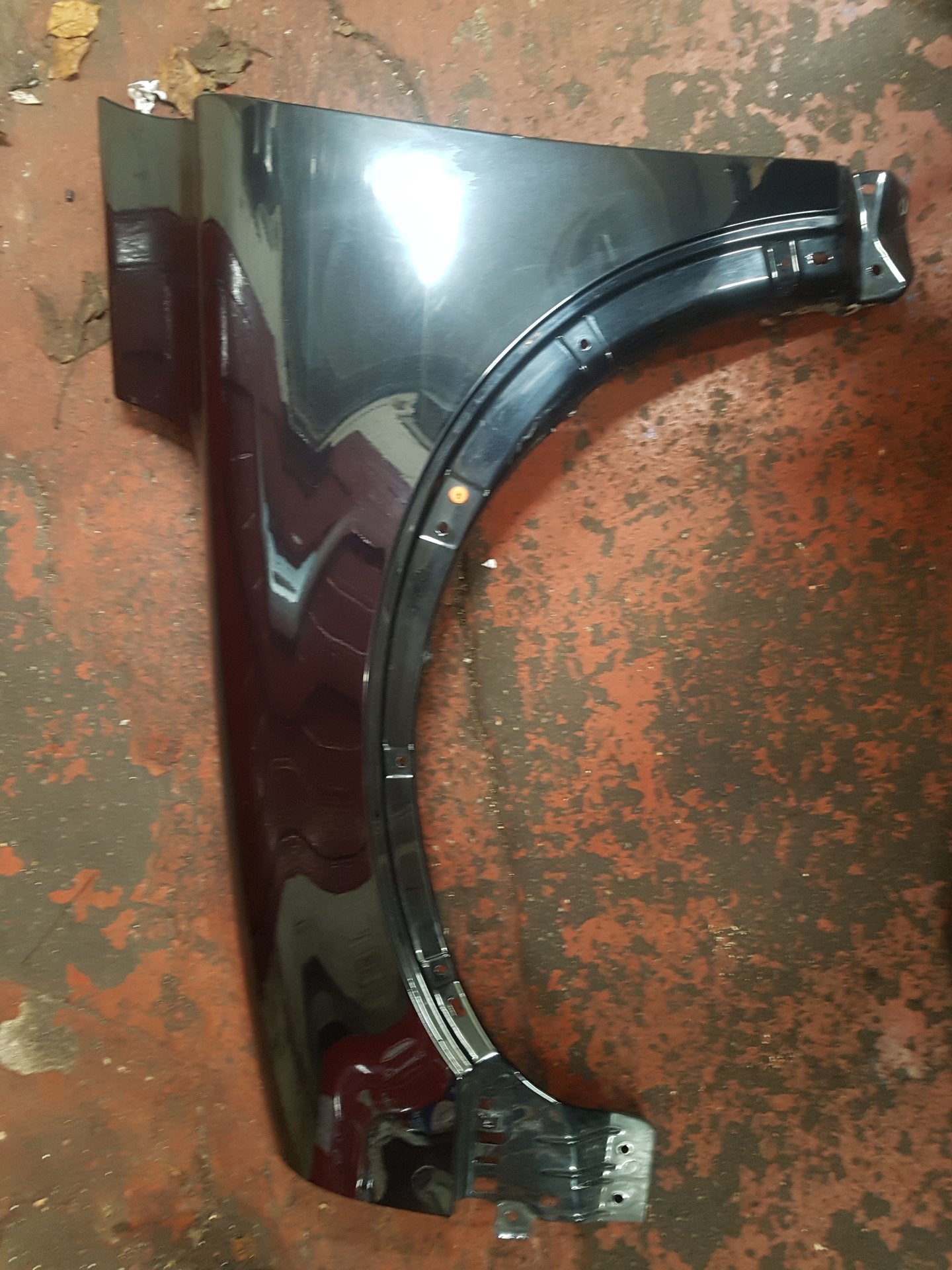 2011 - 2014 Volvo XC90 Estate Left Front Guard 30796494