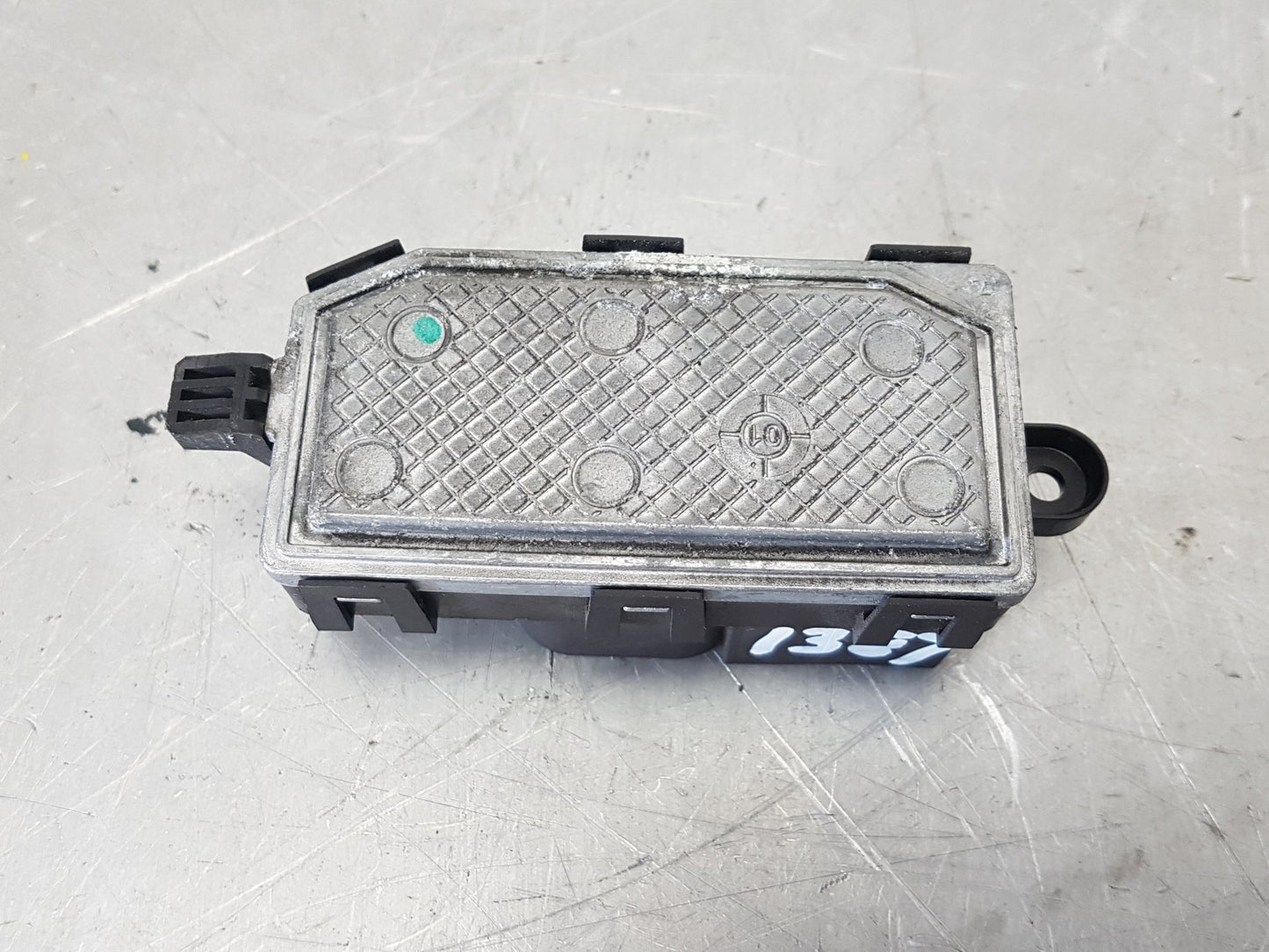 2012 - 2016 Volvo V40 Hatchback FAN SPEED REGULATOR / RESISTOR 31369487