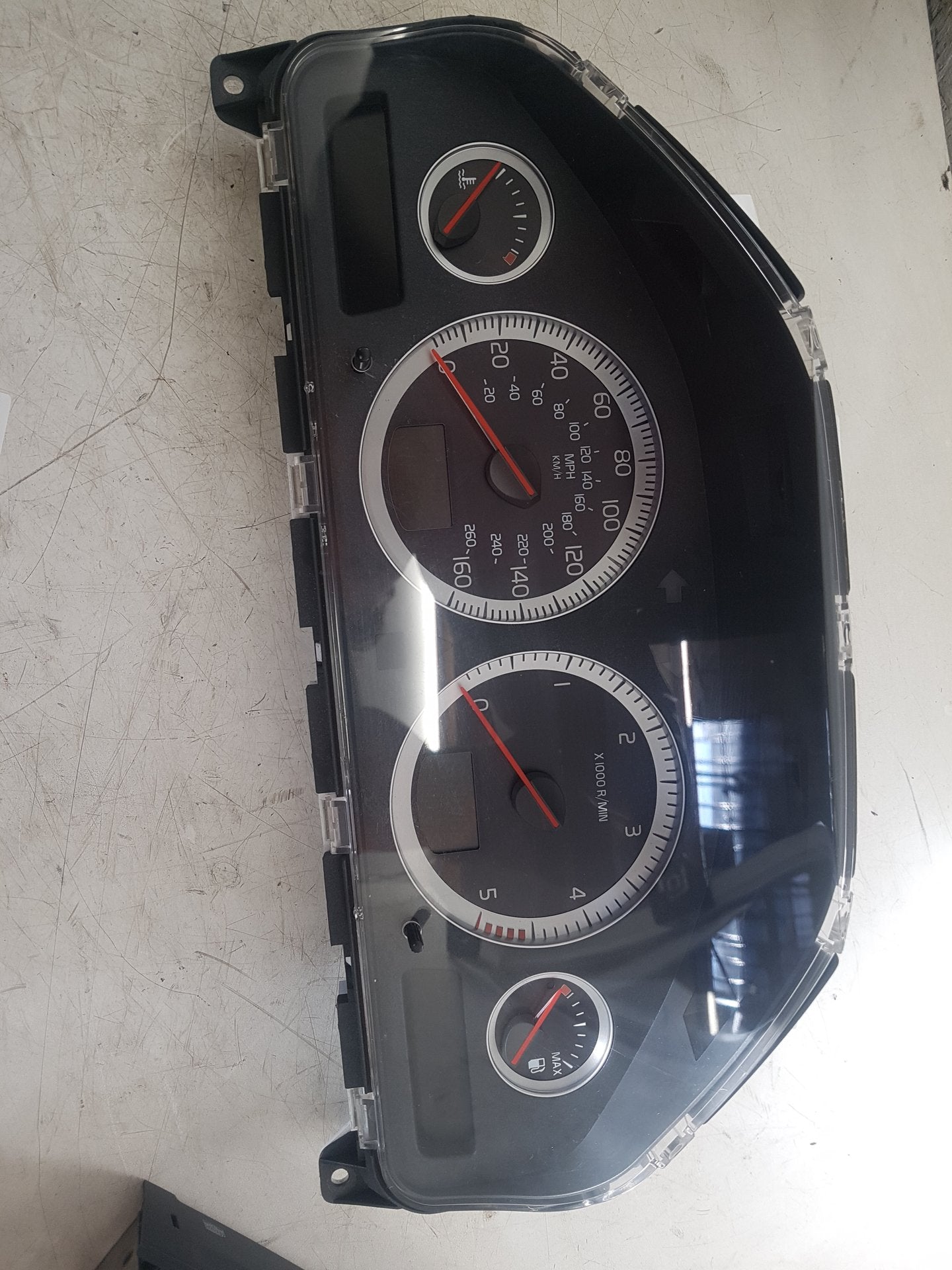 2011 - 2014 Volvo XC90 Estate Instrument Cluster 31394605