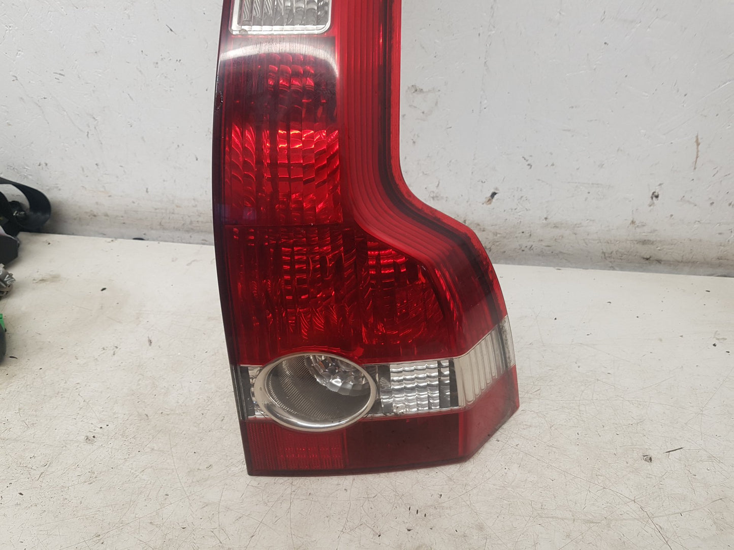2004 - 2007 Volvo V50 Estate Right Taillight 30678751
