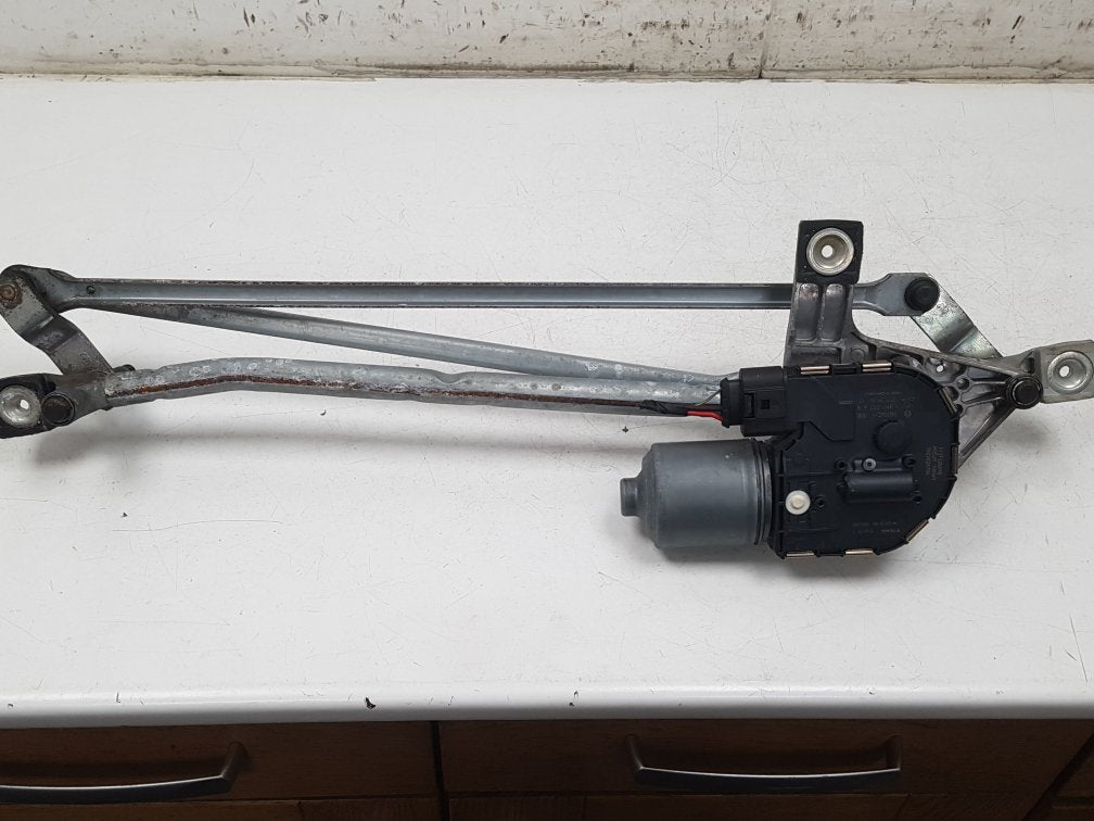 2010 - 2014 Volvo XC60 Estate WIPER MOTOR (FRONT) & LINKAGE 3397020953 30753514 1397220584