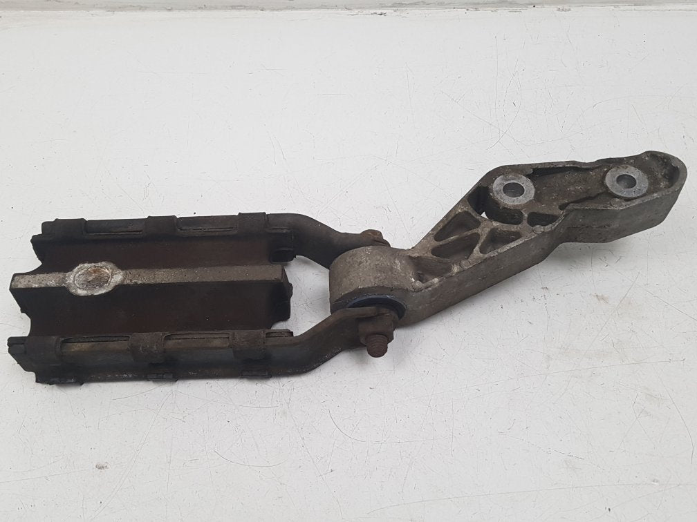 2013 - 2015 Volvo XC60 Estate GEARBOX MOUNT - REAR 8G916P082BA