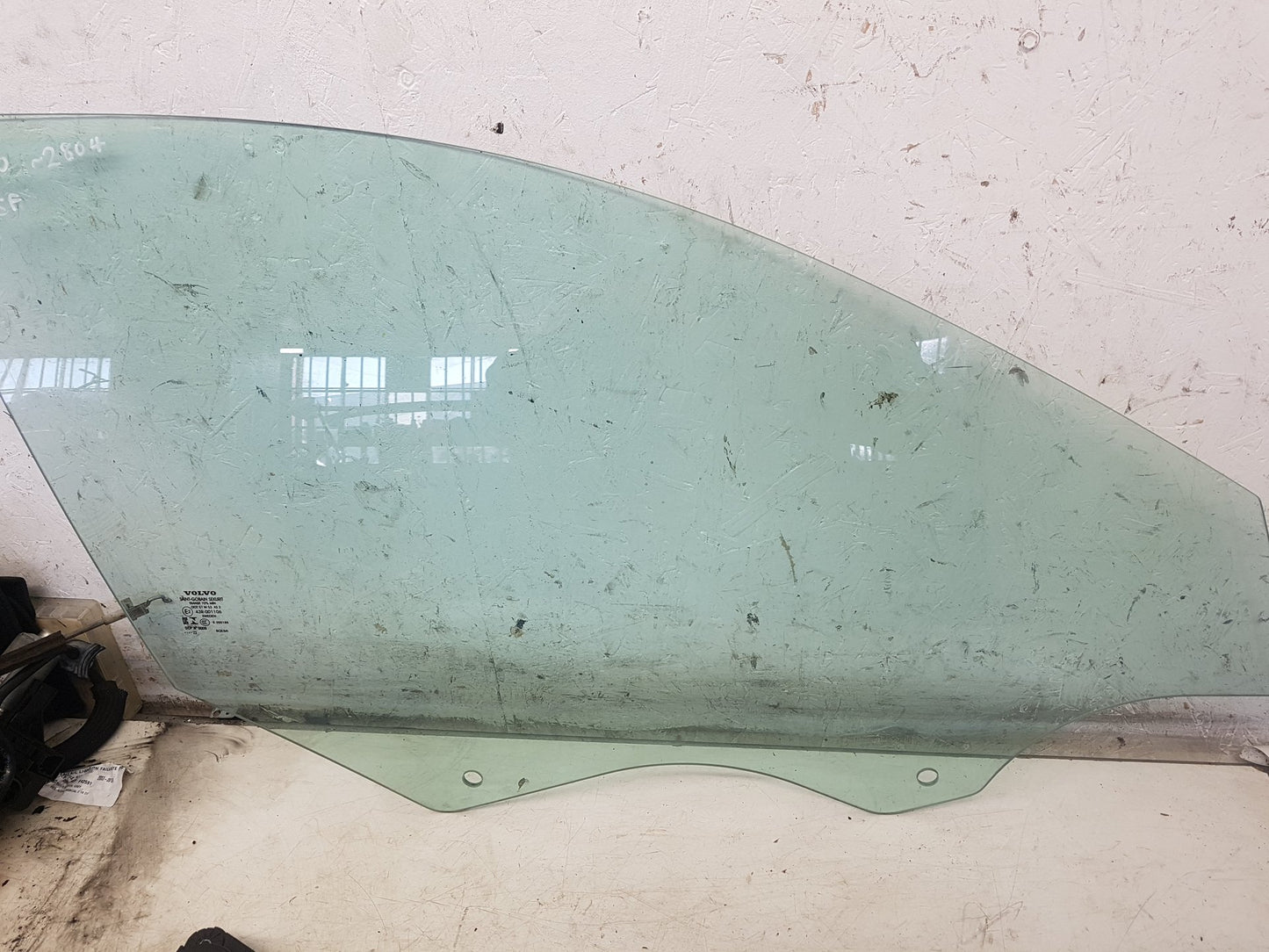 2017 - 2025 Volvo V90 235, 236 Estate Right Front Door Window