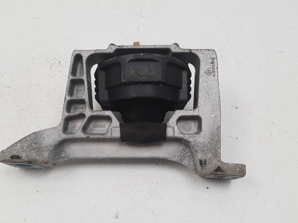 2012 - 2016 Volvo V40 Hatchback Engine Mount 3M516F012BK