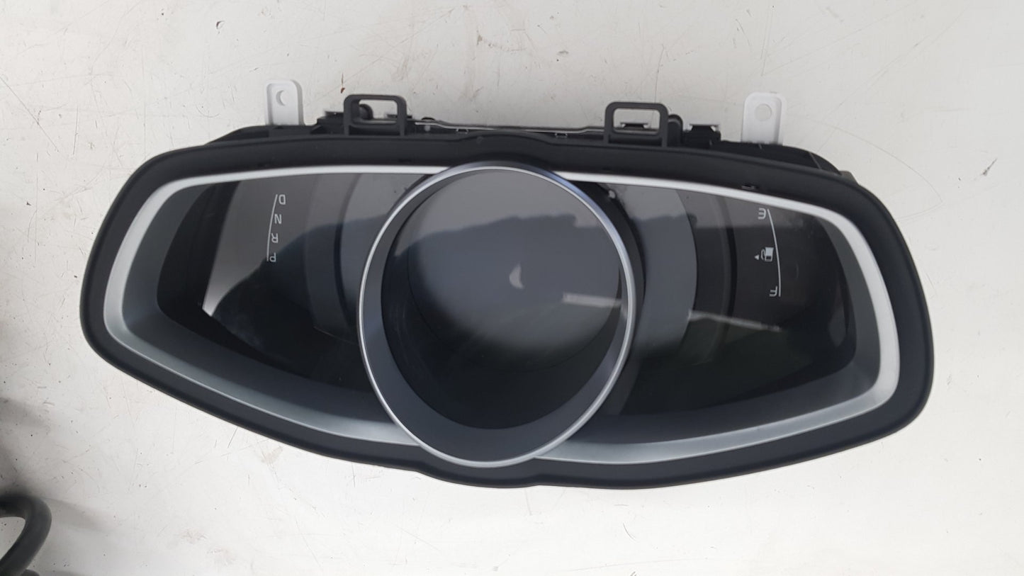 2015 - 2019 Volvo V40 Cross Country Hatchback Instrument Cluster 31665045