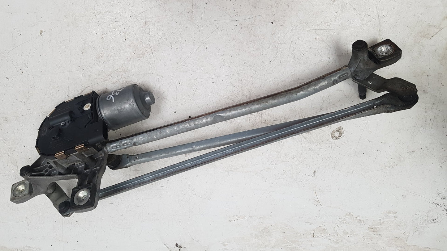 2010 - 2014 Volvo XC60 Estate WIPER MOTOR (FRONT) & LINKAGE 31333455