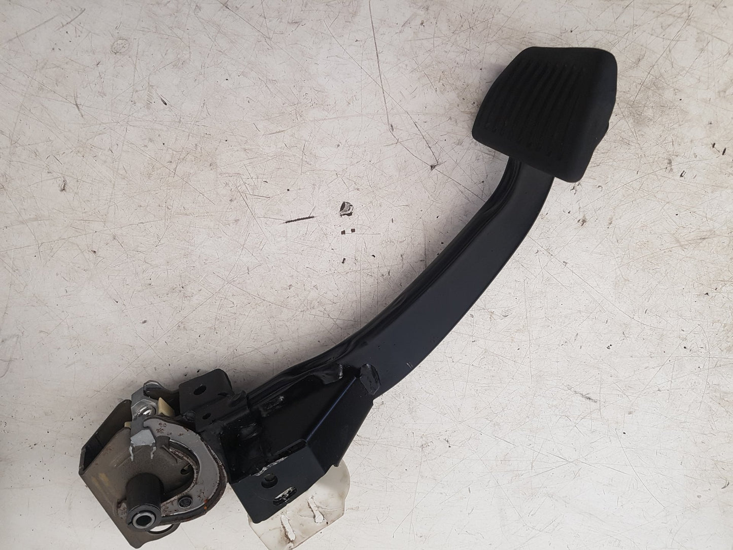 2017 - 2025 Volvo V90 235, 236 Estate Brake Pedal 32264543