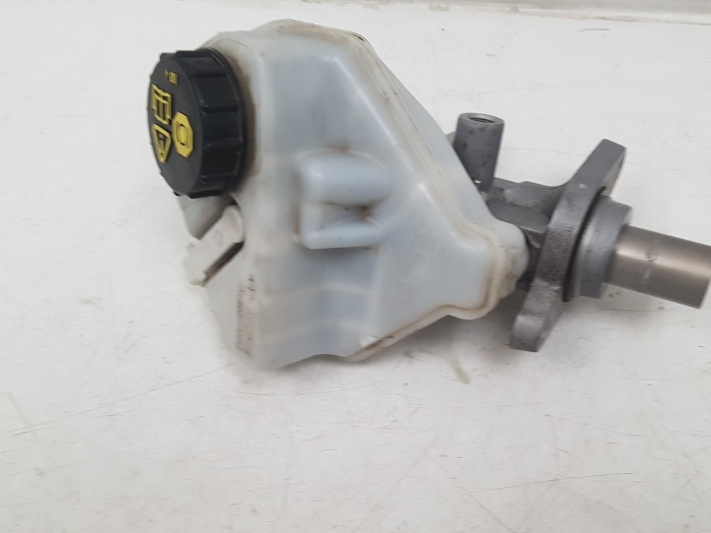 2010 - 2014 Volvo S60 II 134 Saloon Brake Master Cylinder 3508-8557.1