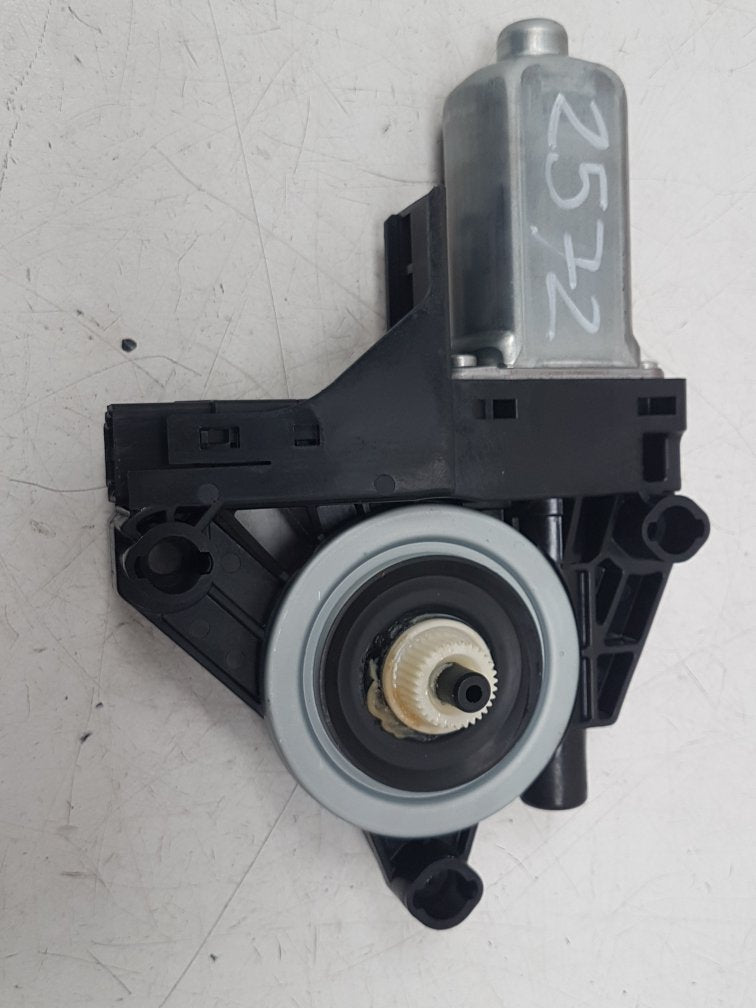 2012 - 2016 Volvo V40 Hatchback WINDOW MOTOR 120708