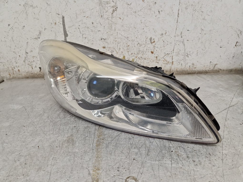 2006 - 2013 Volvo C30 Hatchback HEADLIGHT/HEADLAMP HALOGEN (DRIVER SIDE) 31214806