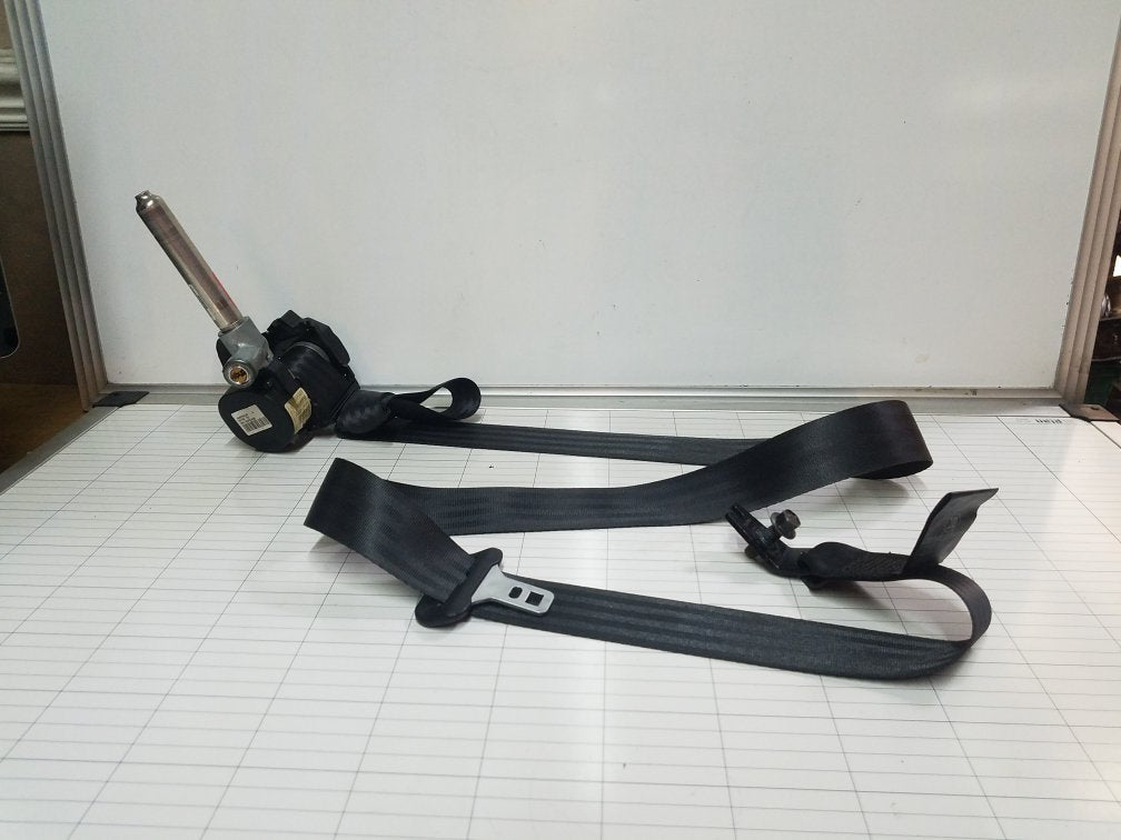 2006 - 2010 Volvo S80 Saloon Left Rear Seat Belt 08686413