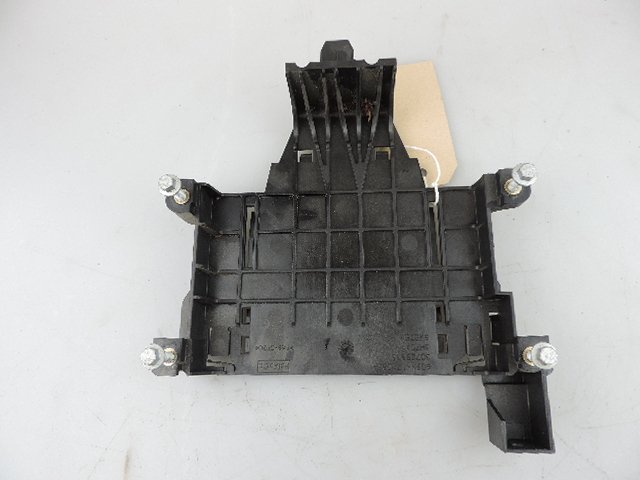 2007 - 2013 Volvo V70 ECU HOLDER BRACKET 30729835
