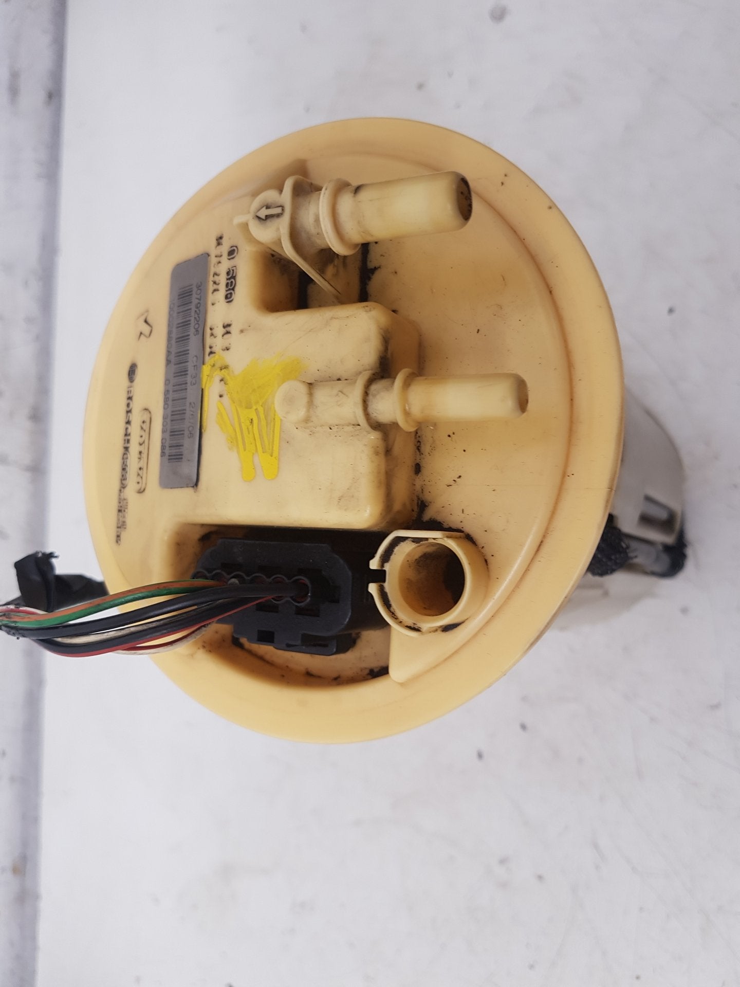 2006 - 2010 Volvo C70 Convertible Fuel Pump 30792206