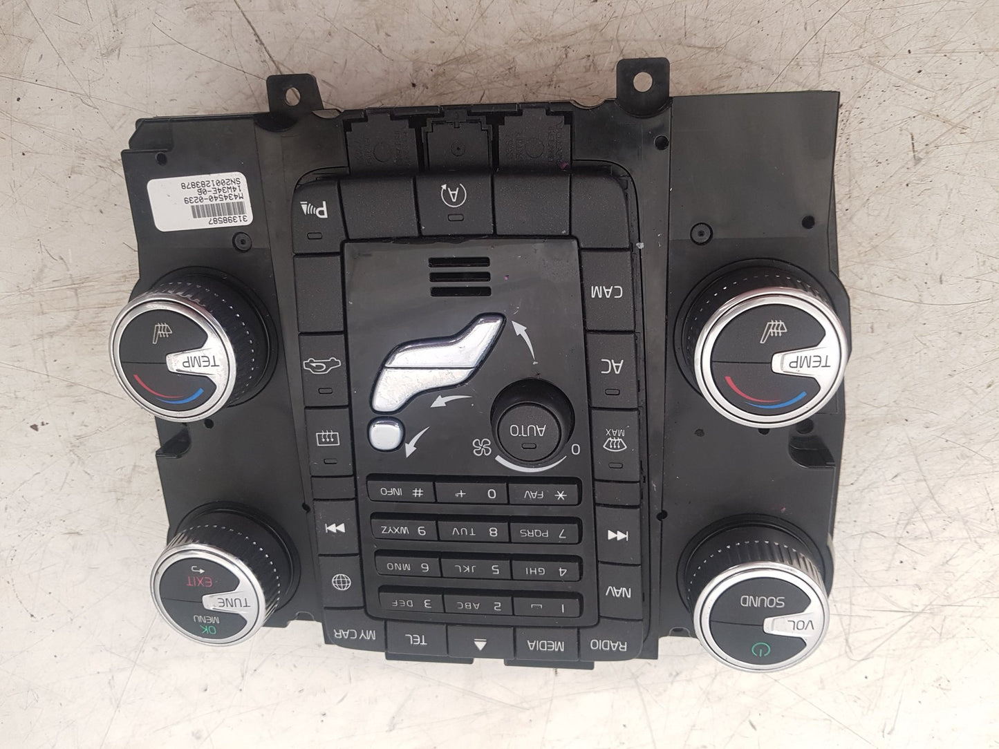 2015 Volvo S60 Saloon HEATER & RADIO CONTROL PANNEL 31398587