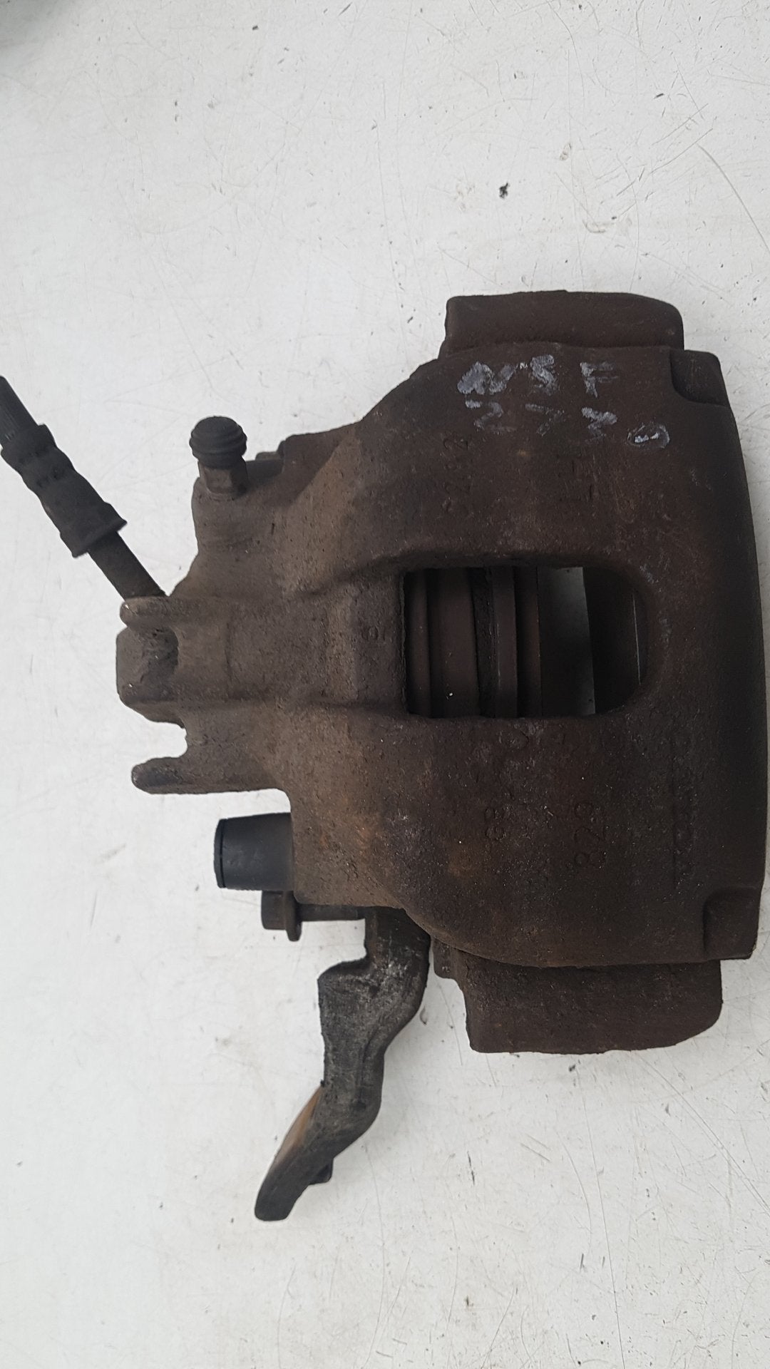 2001 - 2010 Volvo S60 Saloon Left Front Caliper 9209723