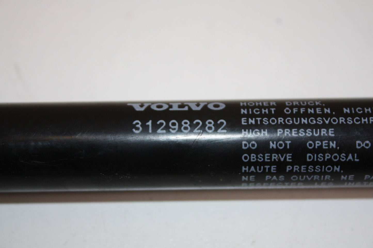 2012 - 2016 Volvo V40 Hatchback BONNET STRUTS/RAMS - PAIR 31298282
