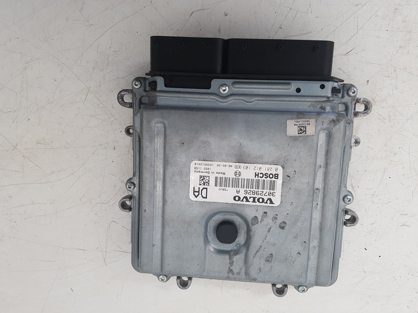 2006 - 2010 Volvo C70 Convertible Engine ECU 30729826A