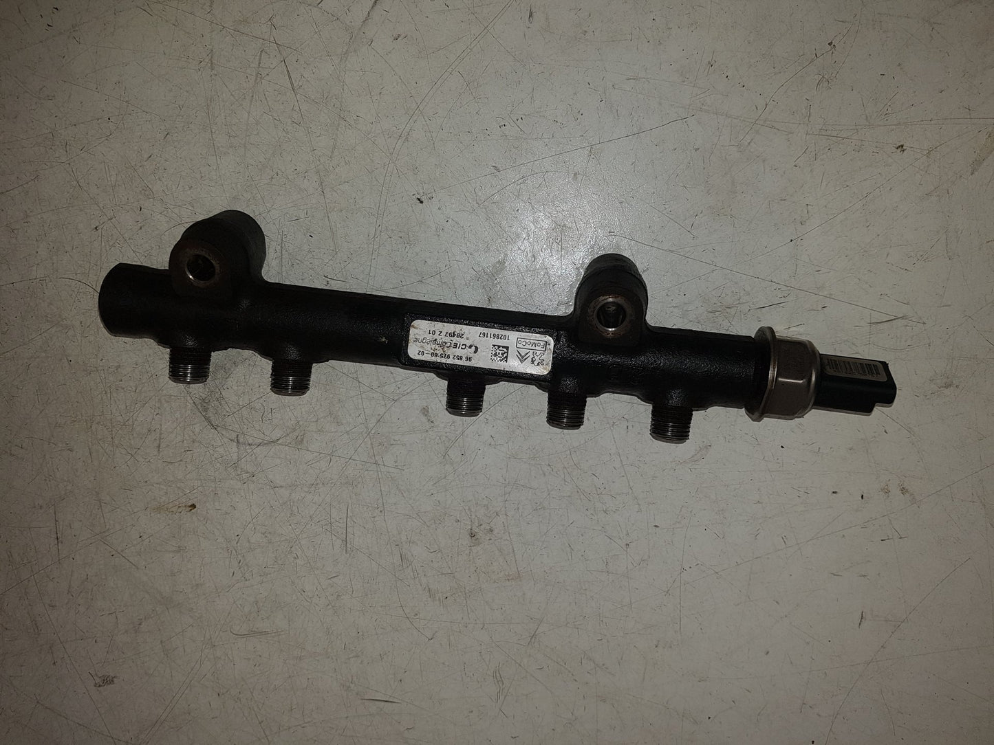 2010 Volvo S40 Saloon Injection Rail 9685297580-02