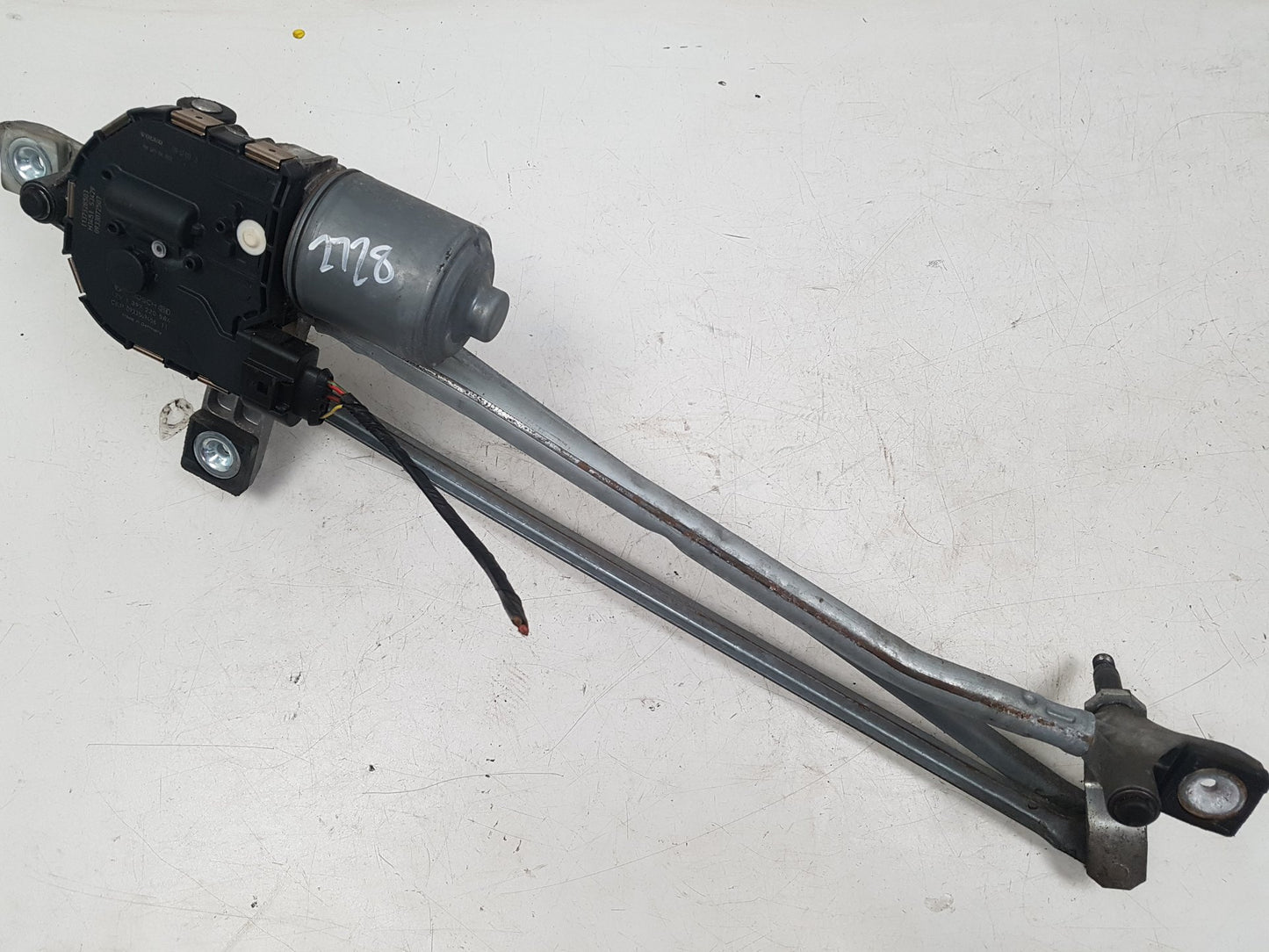 2008 - 2013 Volvo XC60 I 156 Estate WIPER MOTOR (FRONT) & LINKAGE 3397020953