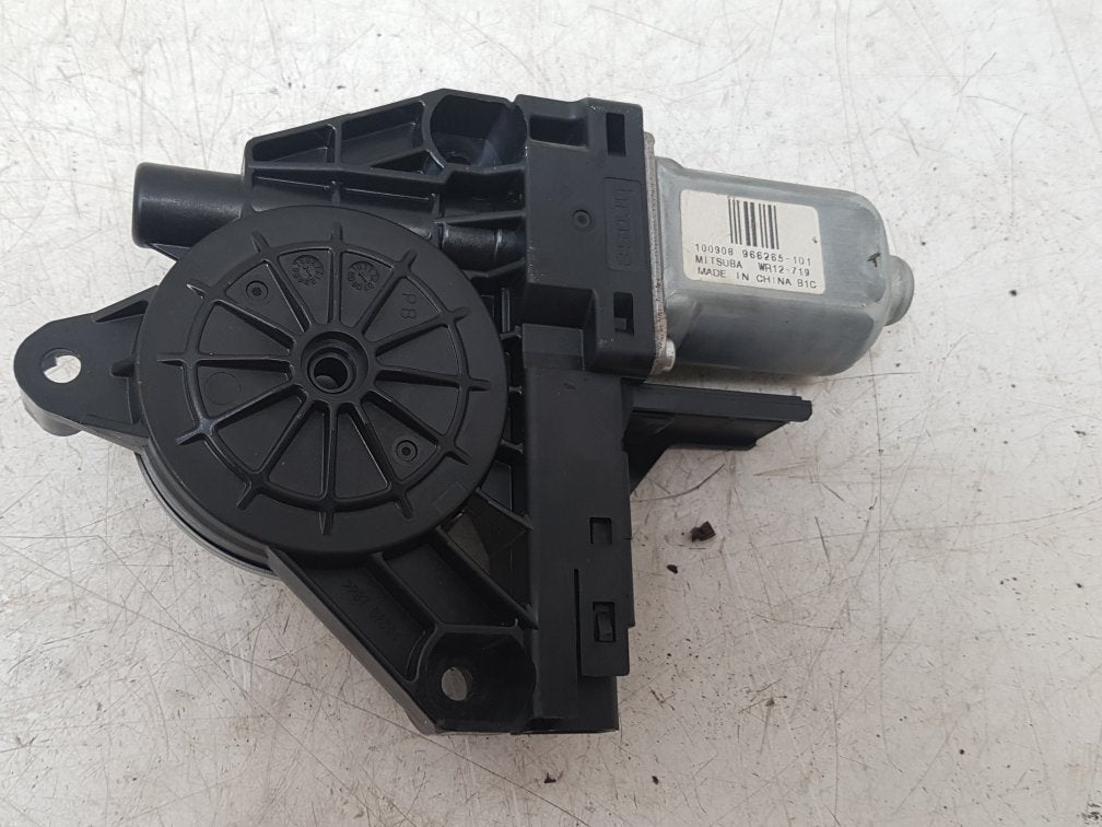 2010 - 2014 Volvo V60 Estate WINDOW REG MOTOR (PASSENGER SIDE REAR) 966265-101