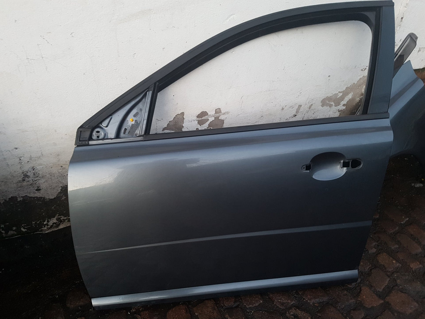 2008 - 2016 Volvo V70 Estate DOOR - BARE (FRONT PASSENGER SIDE) 32228890