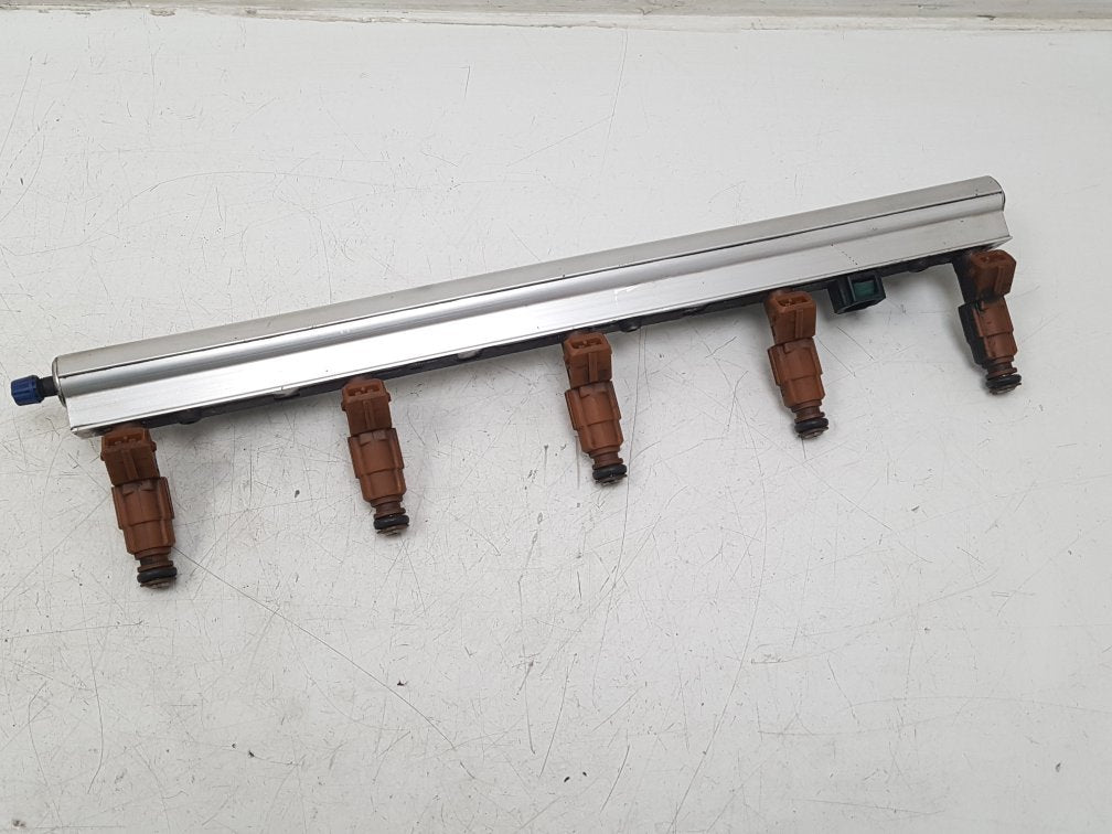 2003 - 2010 Volvo S60 Saloon Injection Rail