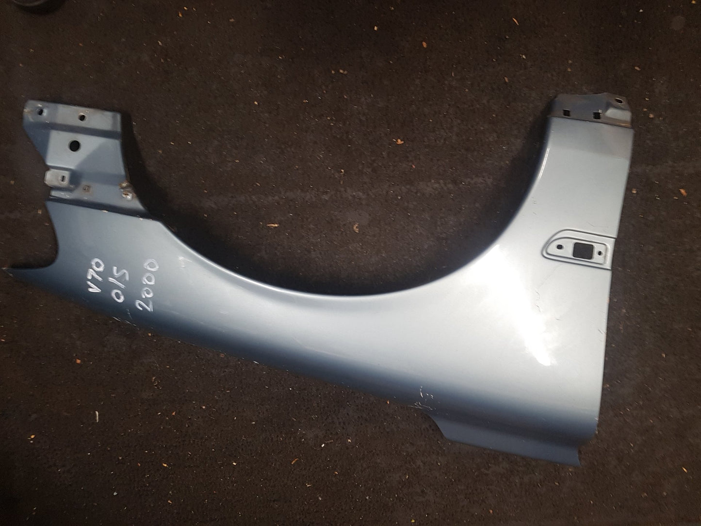 2001 - 2008 Volvo V70 Estate WING PANEL (DRIVER SIDE) 30796493